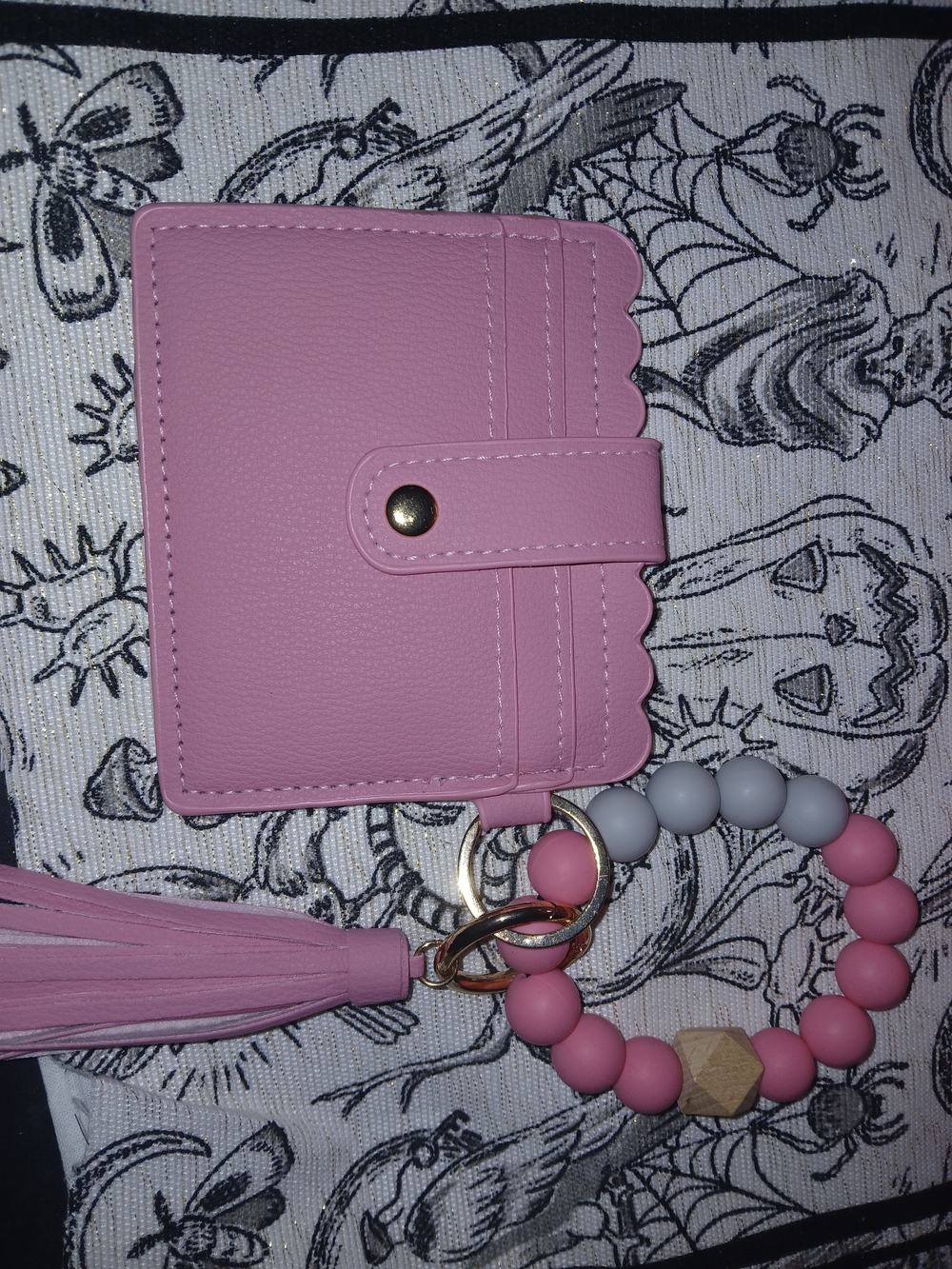 Pink Scalloped Cardholder Wallet with Beaded Keychain